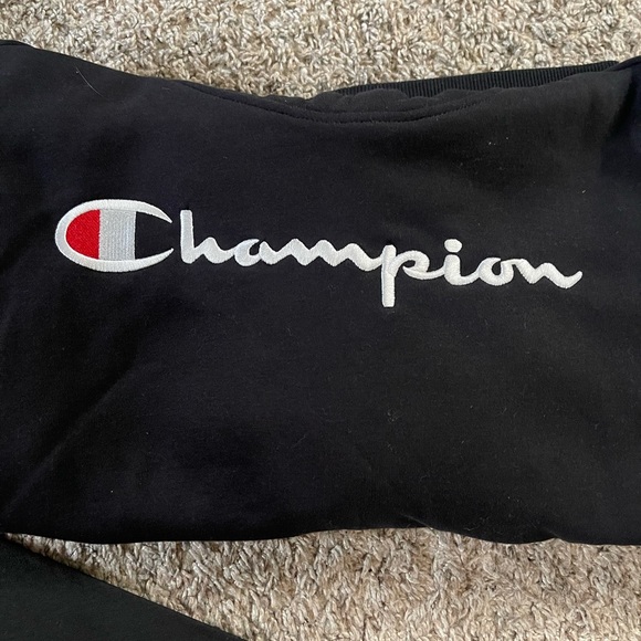 BNWT kids Champion Sweatshirt - Picture 5 of 5